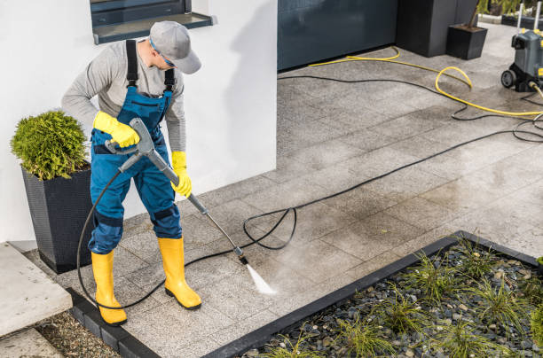 Garage Pressure Washing in Middle Island, NY